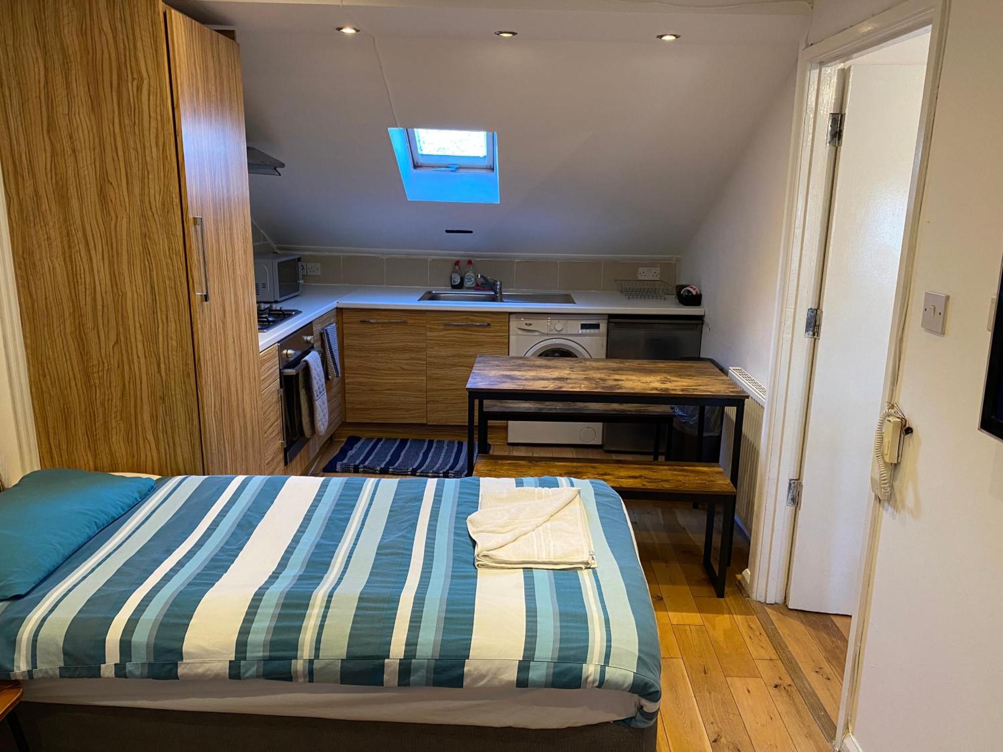 Apartament The *